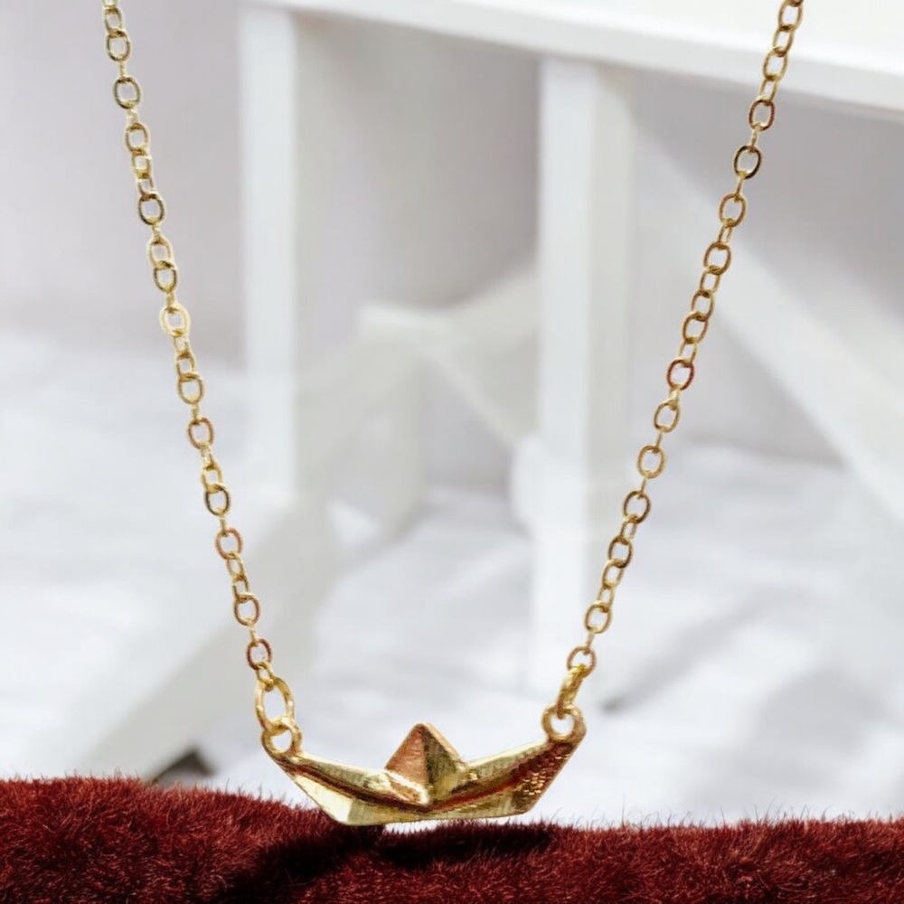Gold paper boat necklace